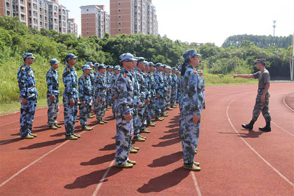军训现场